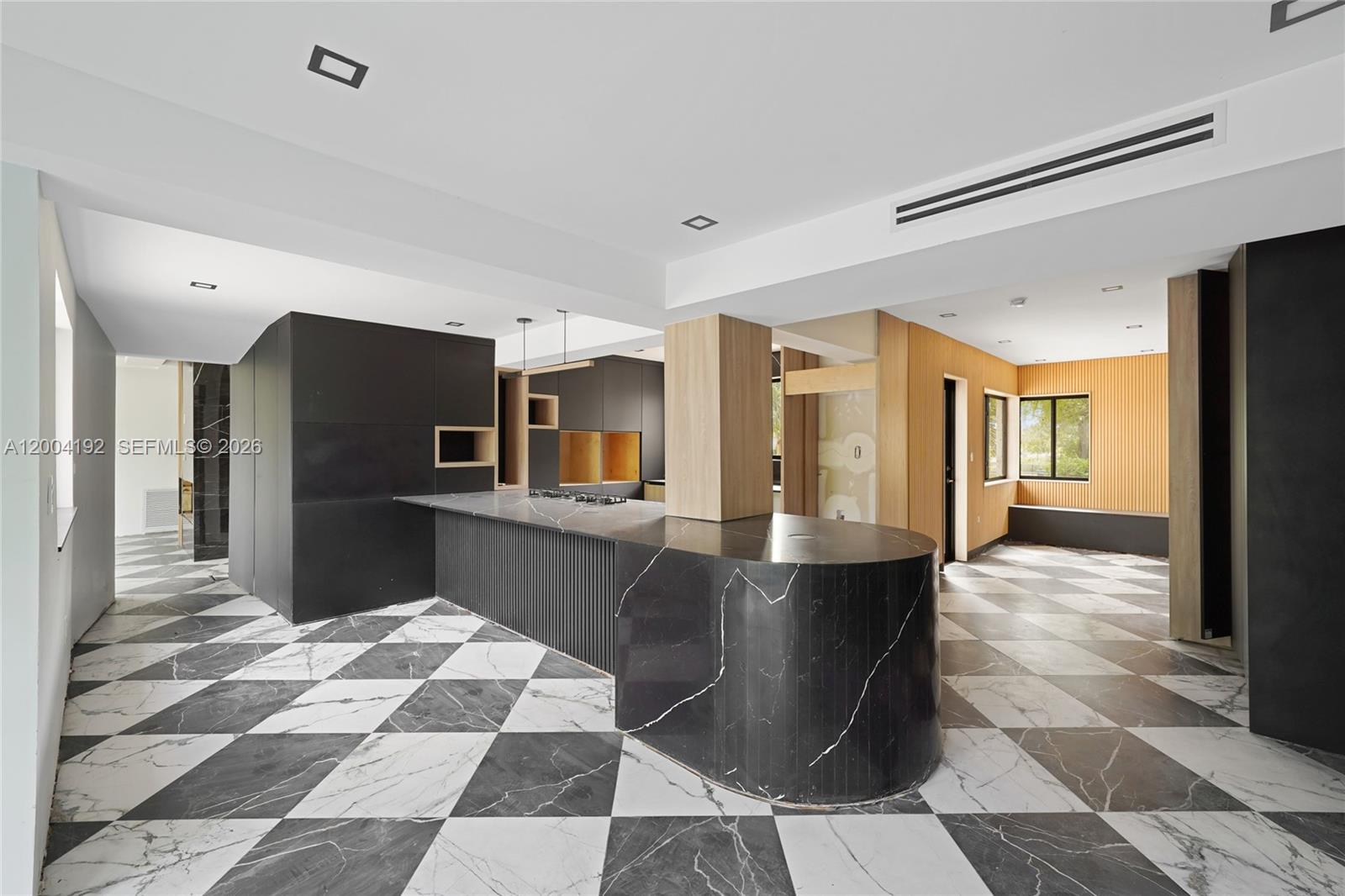 HOLLYWOOD LAKES SECTION - Residential