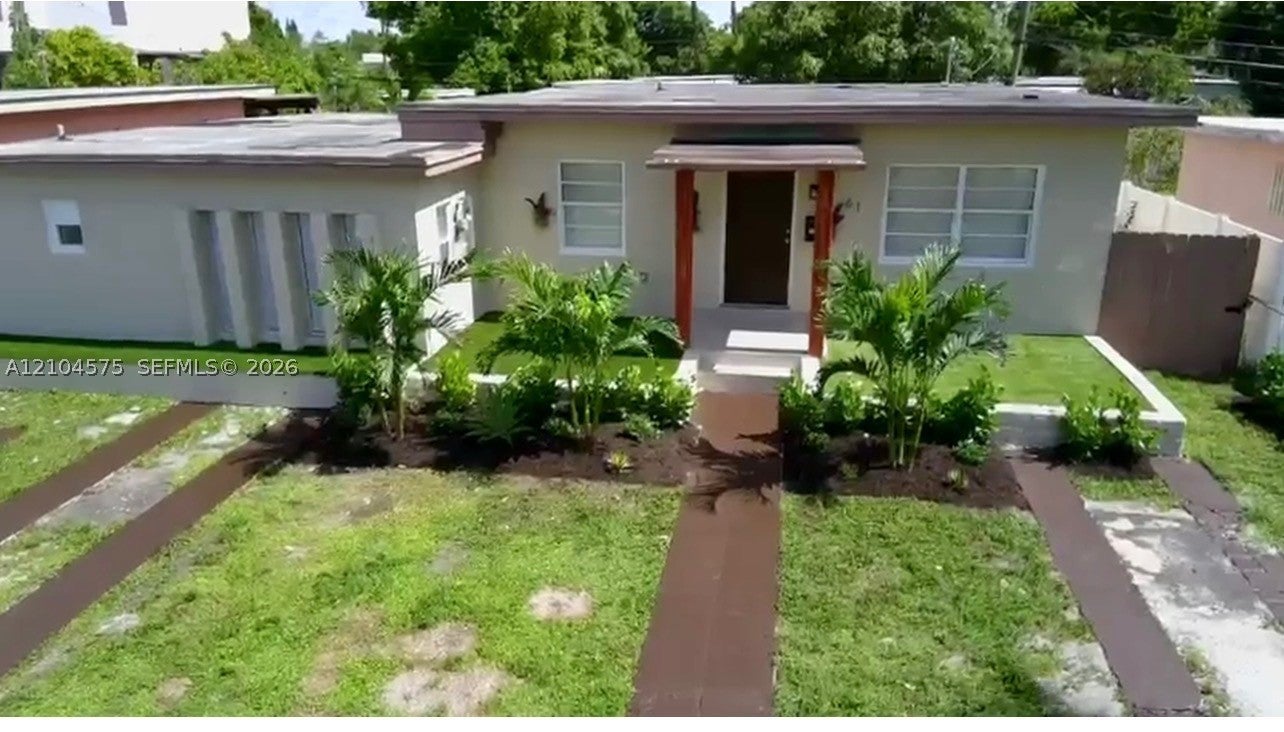61 SW 55th Ave
