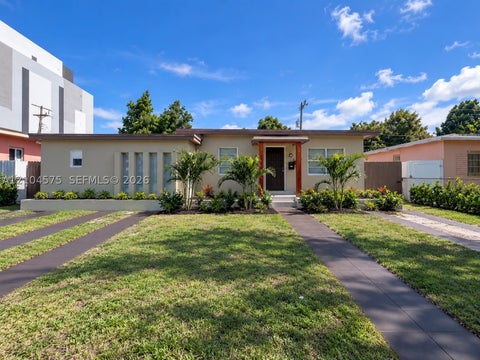Photo of 61 SW 55th Ave, Miami, FL 33134 (MLS # A12104575)