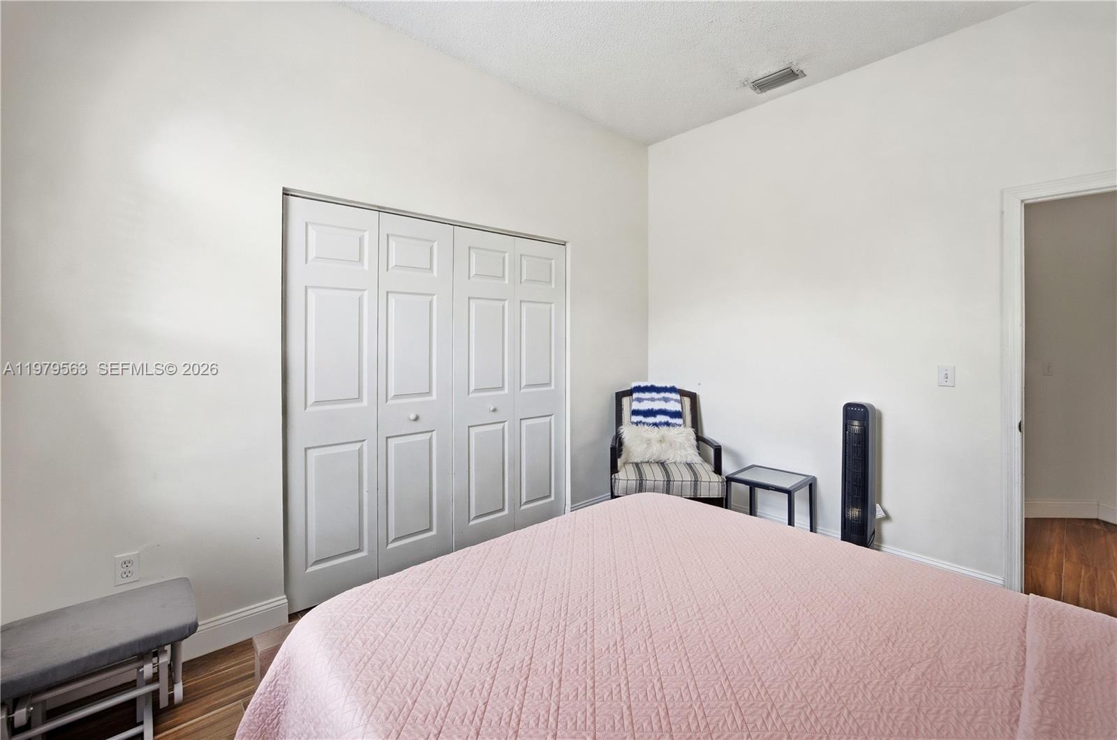 KEYS-GATE NO 1 - Residential