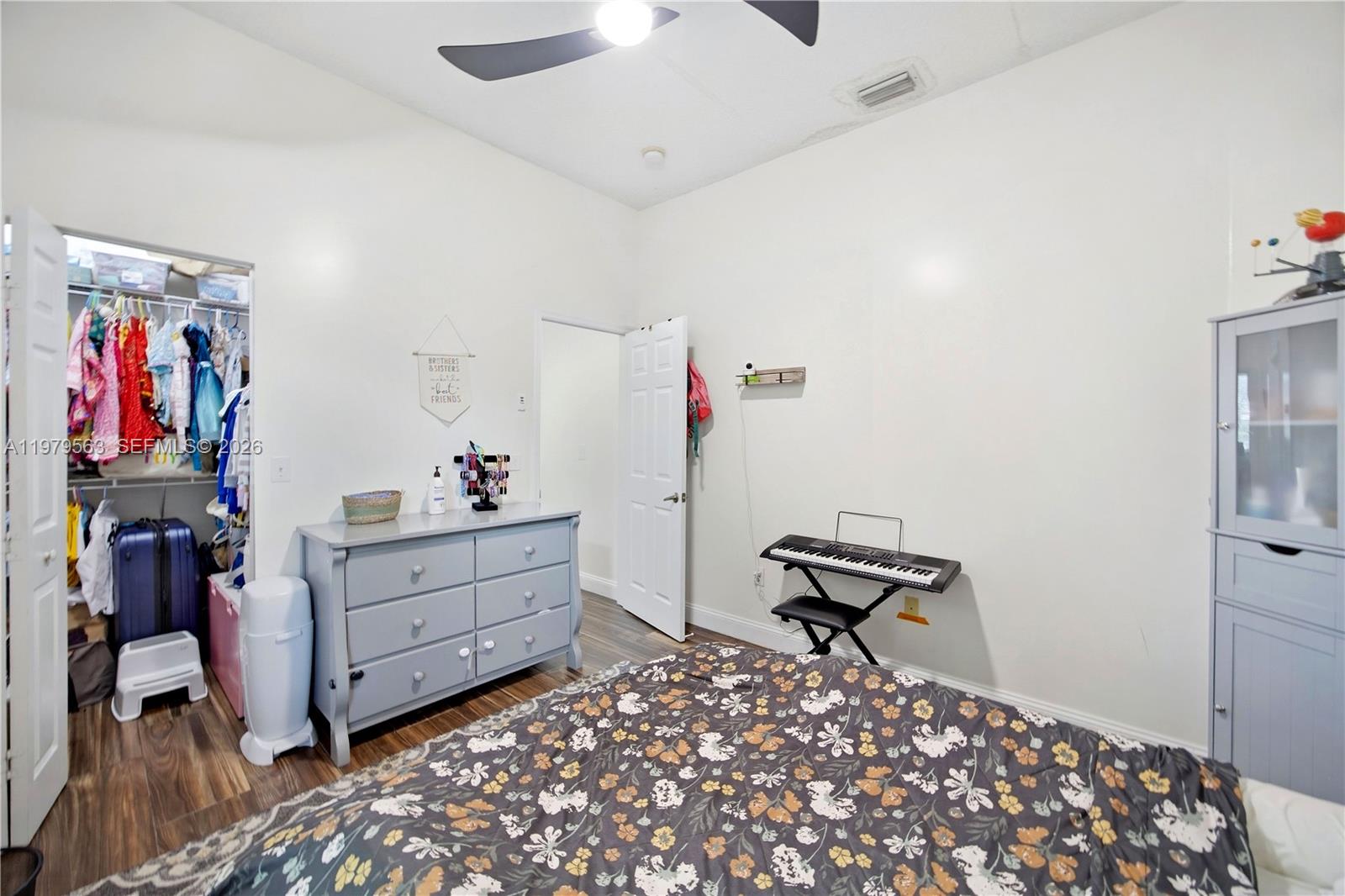 KEYS-GATE NO 1 - Residential