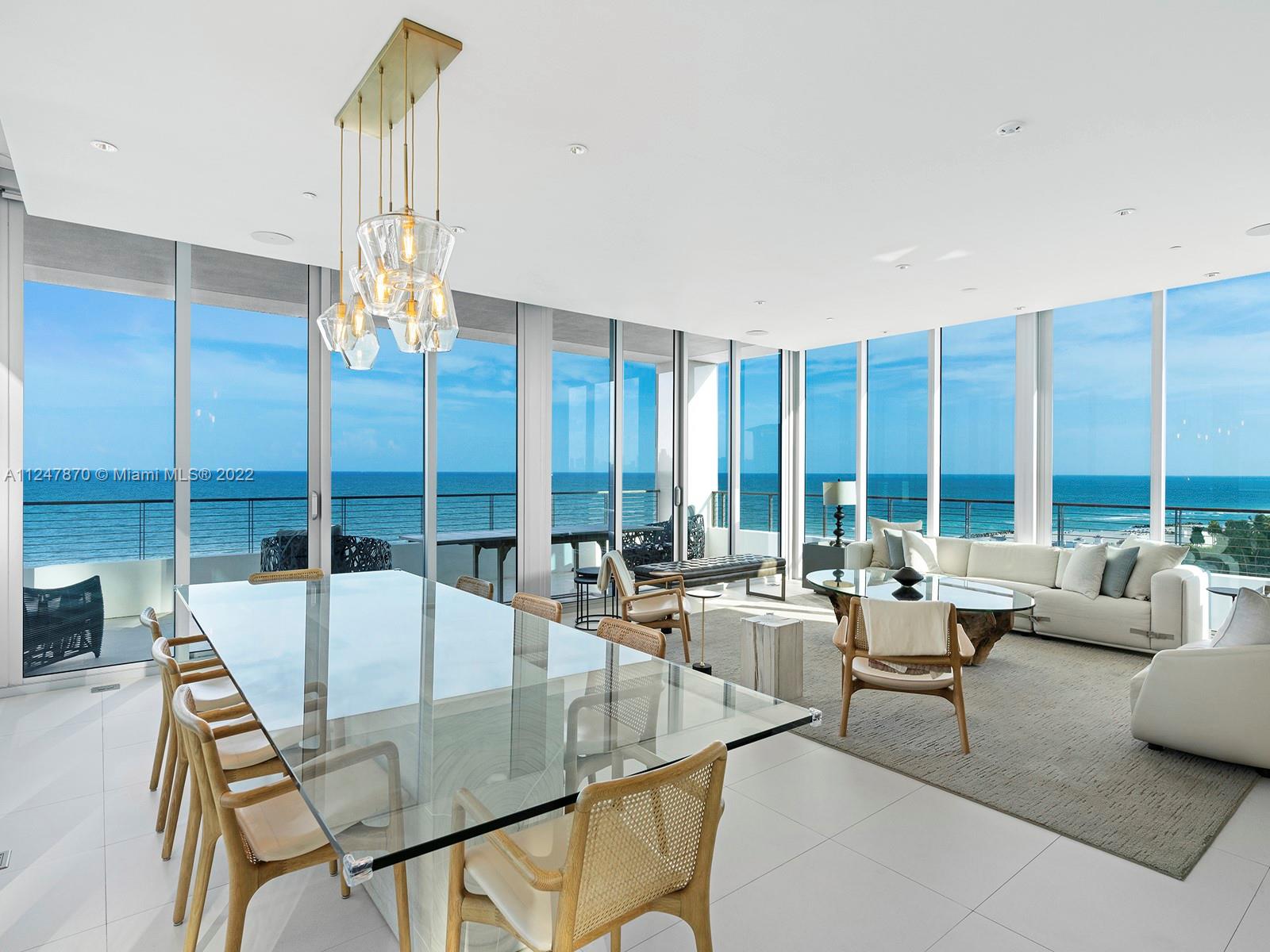 BEACH HOUSE 8 - Residential