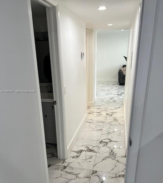 SANDALWOOD CONDO APTS - Residential