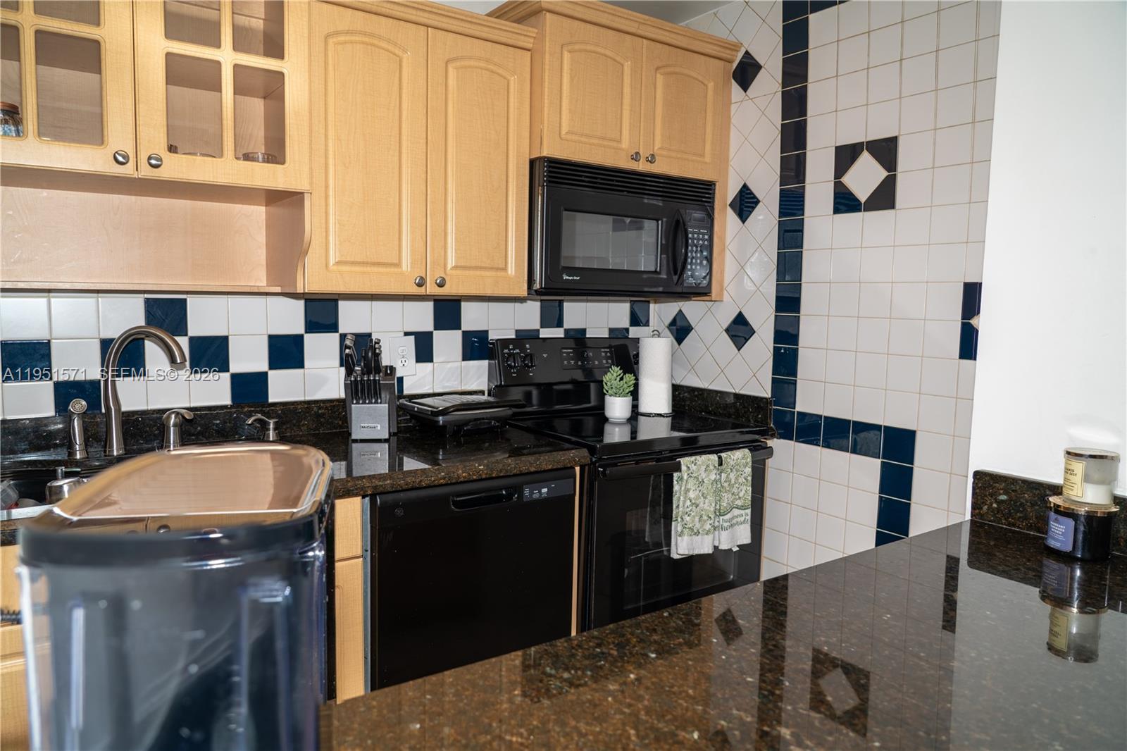 SANDALWOOD CONDO APTS - Residential