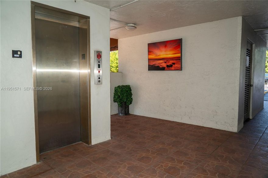 This beautiful 2-bedroom, 2-bathroom condo located in the heart of Miami has a gorgeous new floor and bathroom. It was freshly painted with a balcony to enjoy the outside views. Just add your touch or use it as investment.