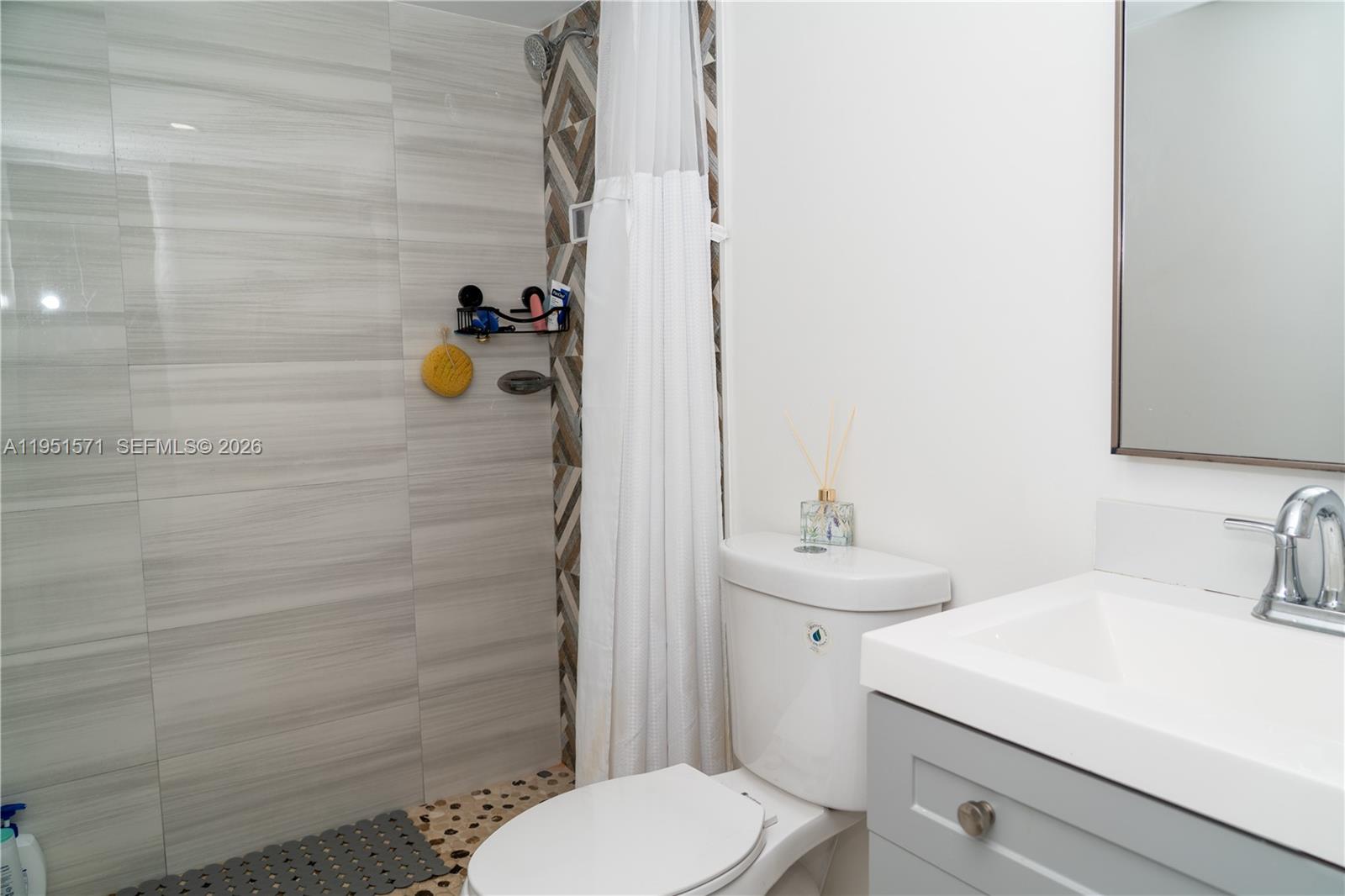 SANDALWOOD CONDO APTS - Residential