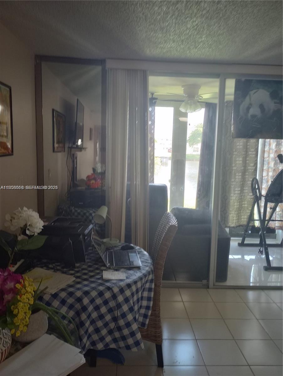 SUNRISE LAKES 59 CONDO - Residential Lease