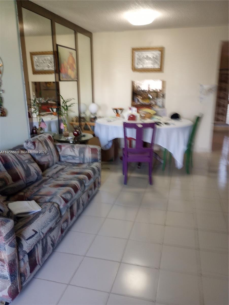 SUNRISE LAKES 59 CONDO - Residential Lease