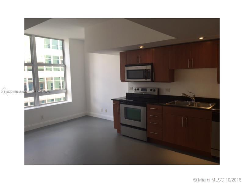 111 E Flagler St 1003