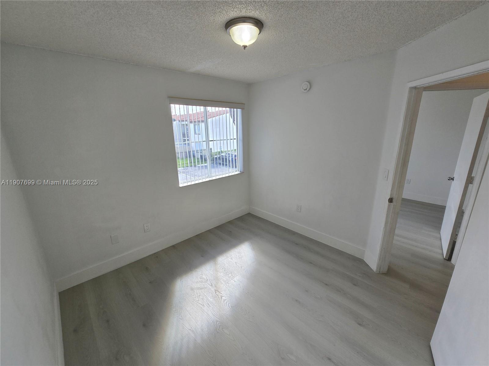 VILLA REAL CONDO NO 7 - Residential