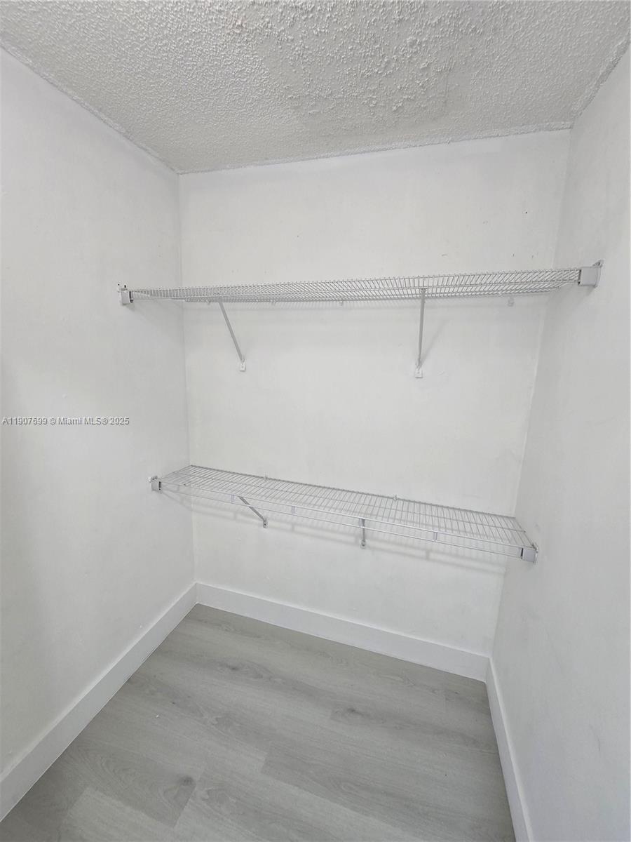 VILLA REAL CONDO NO 7 - Residential