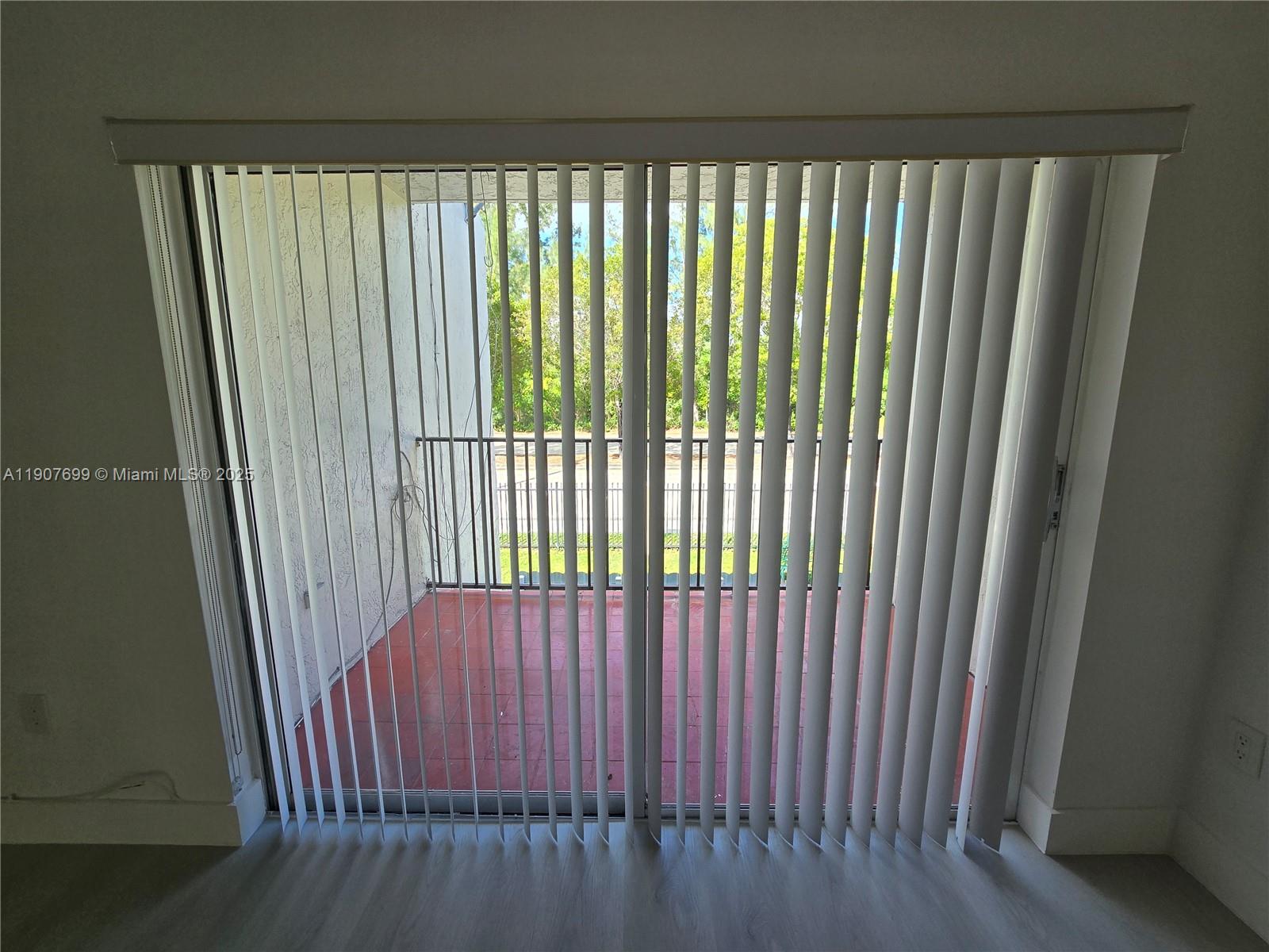 VILLA REAL CONDO NO 7 - Residential