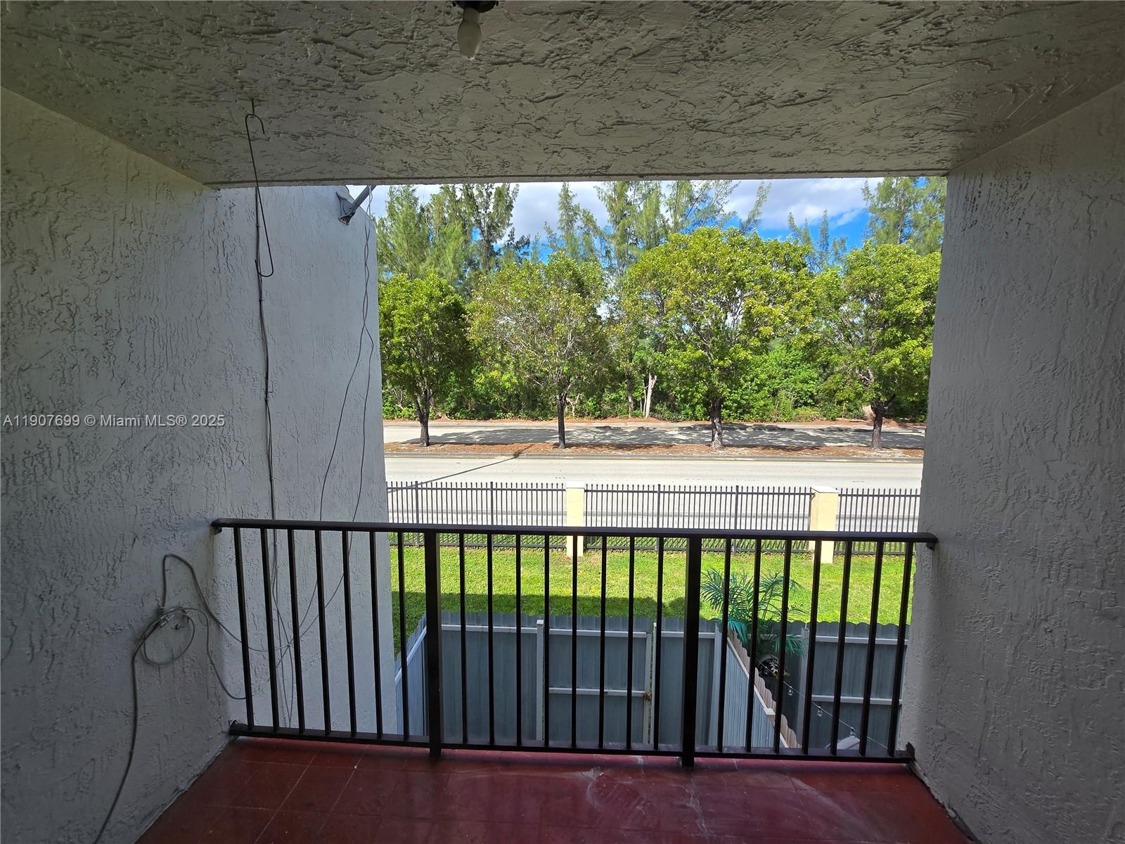 VILLA REAL CONDO NO 7 - Residential