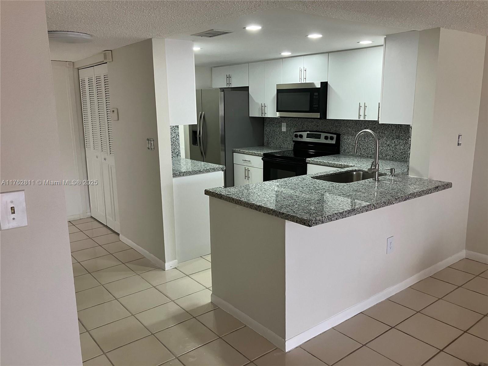 Rental Property at 10695 Sw 76th Ter, Miami, Broward County, Florida - Bedrooms: 3 
Bathrooms: 3  - $3,150 MO.