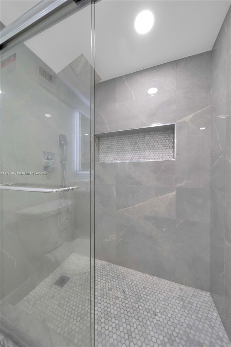 GREENS OF INVERRARY PHASE - Residential