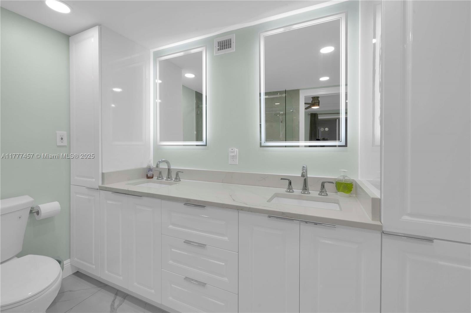 GREENS OF INVERRARY PHASE - Residential