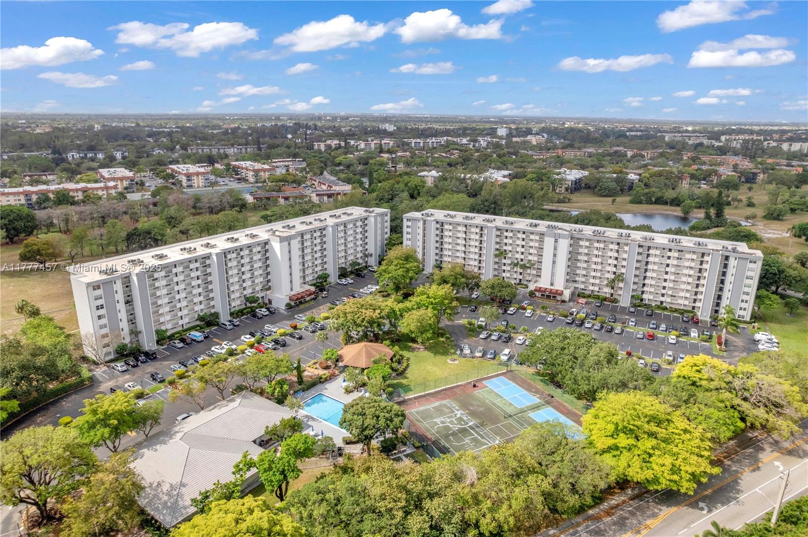 Property for Sale at 5900 Nw 44th St 406, Lauderhill, Miami-Dade County, Florida - Bedrooms: 2 
Bathrooms: 2  - $214,000