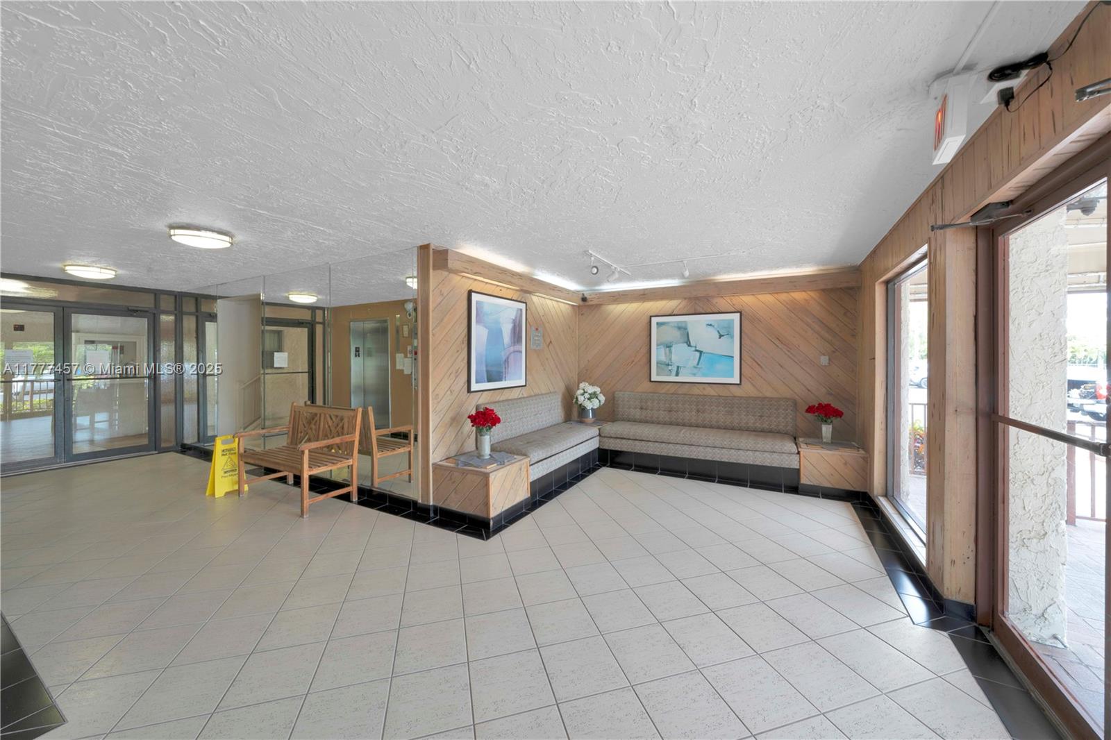 GREENS OF INVERRARY PHASE - Residential