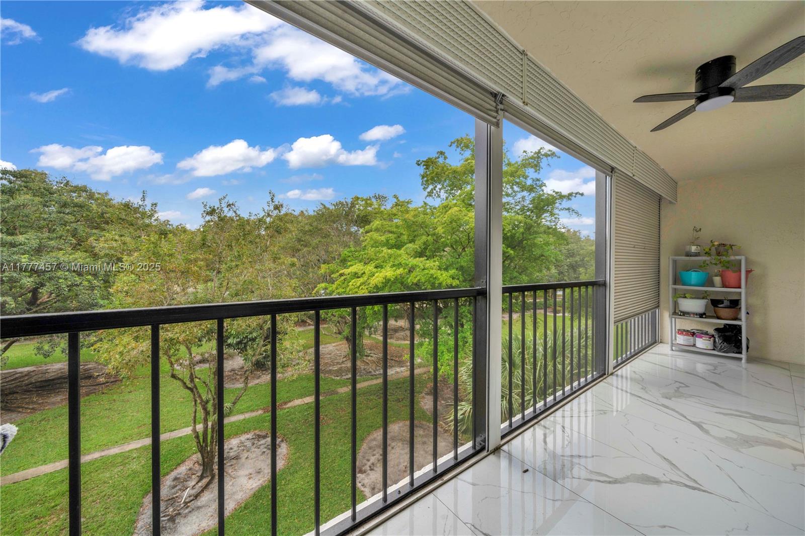 GREENS OF INVERRARY PHASE - Residential