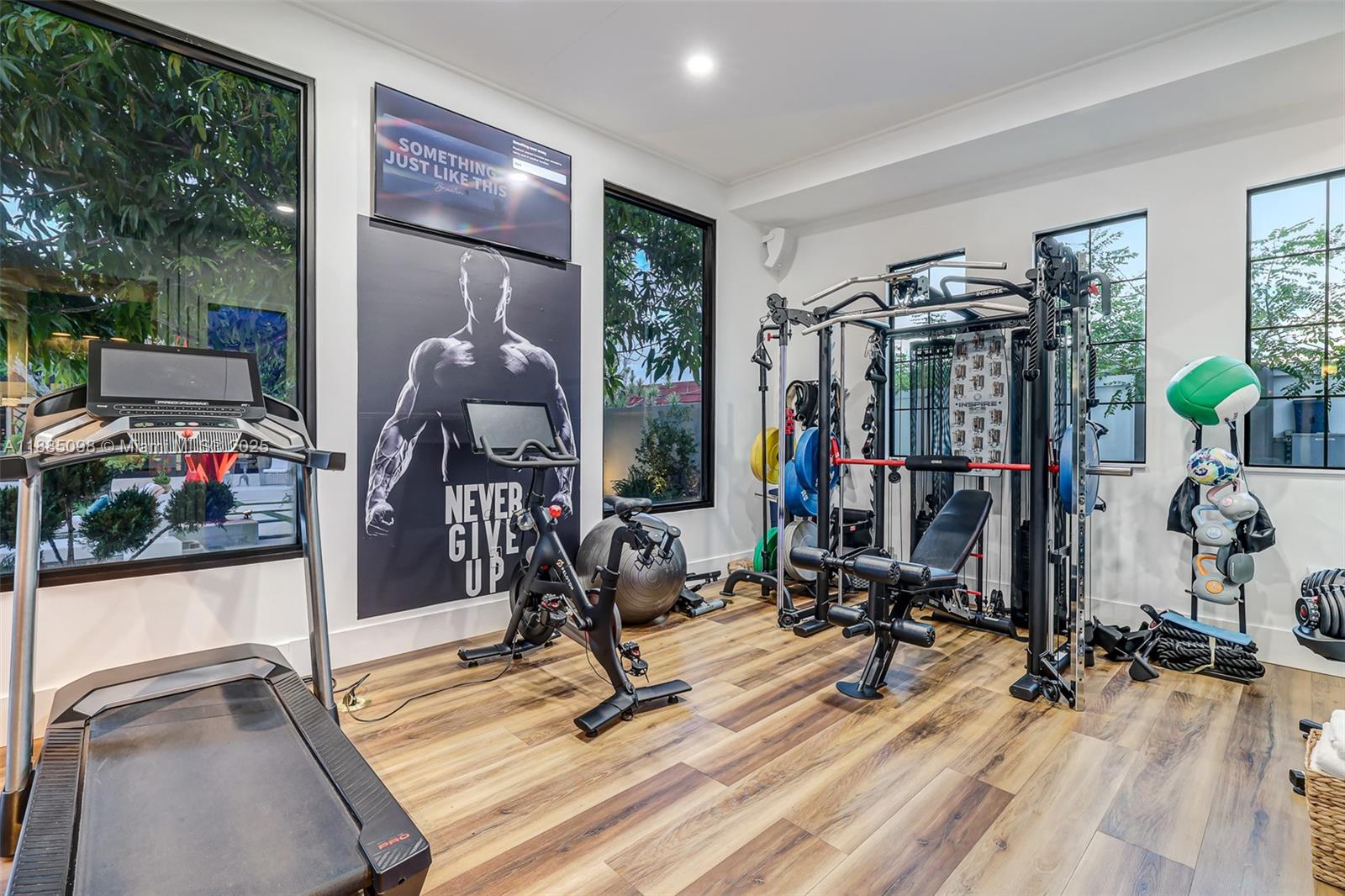 TORRES TOWER - Residential