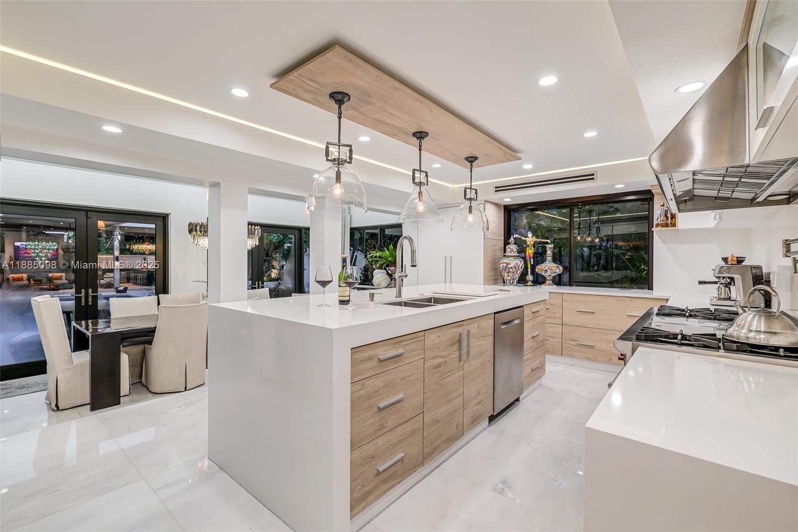 TORRES TOWER - Residential