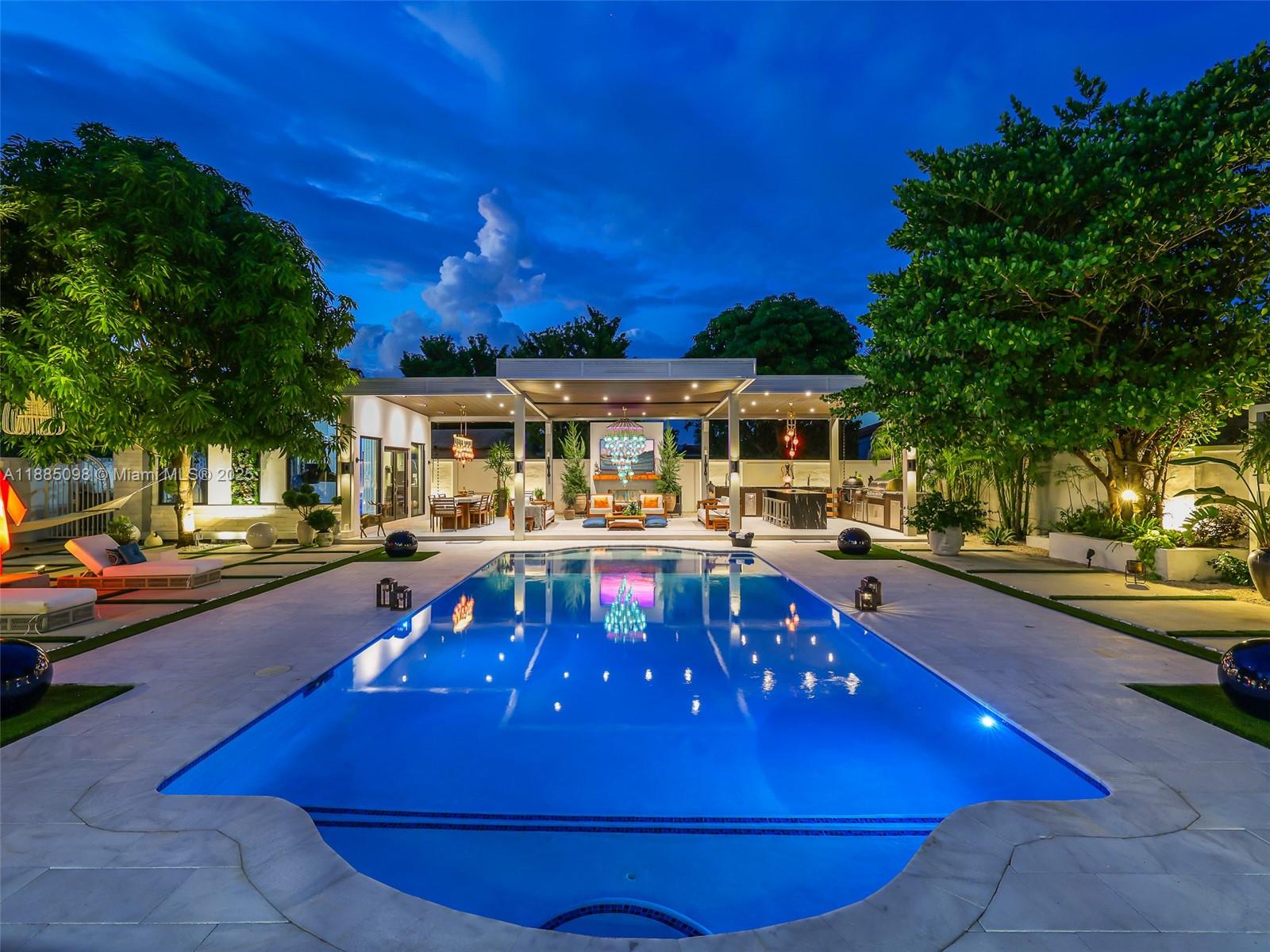 TORRES TOWER - Residential