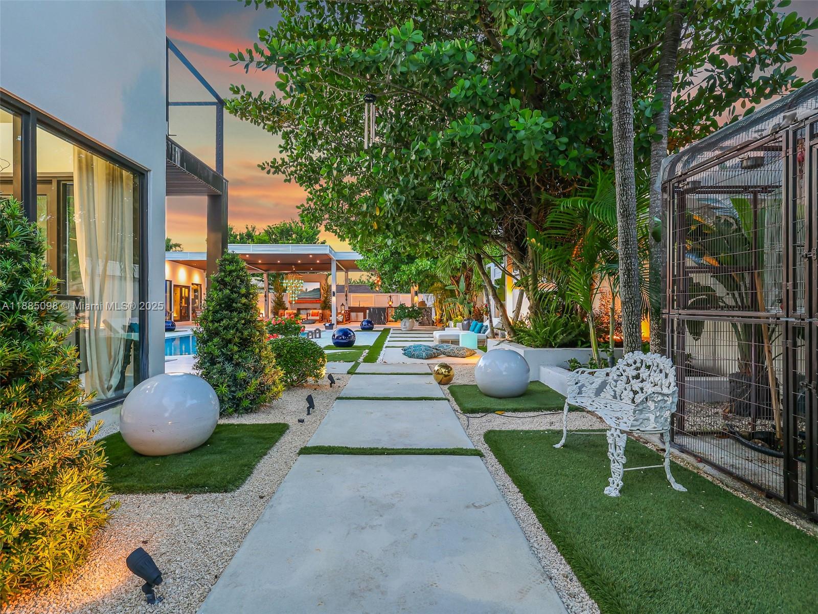 TORRES TOWER - Residential