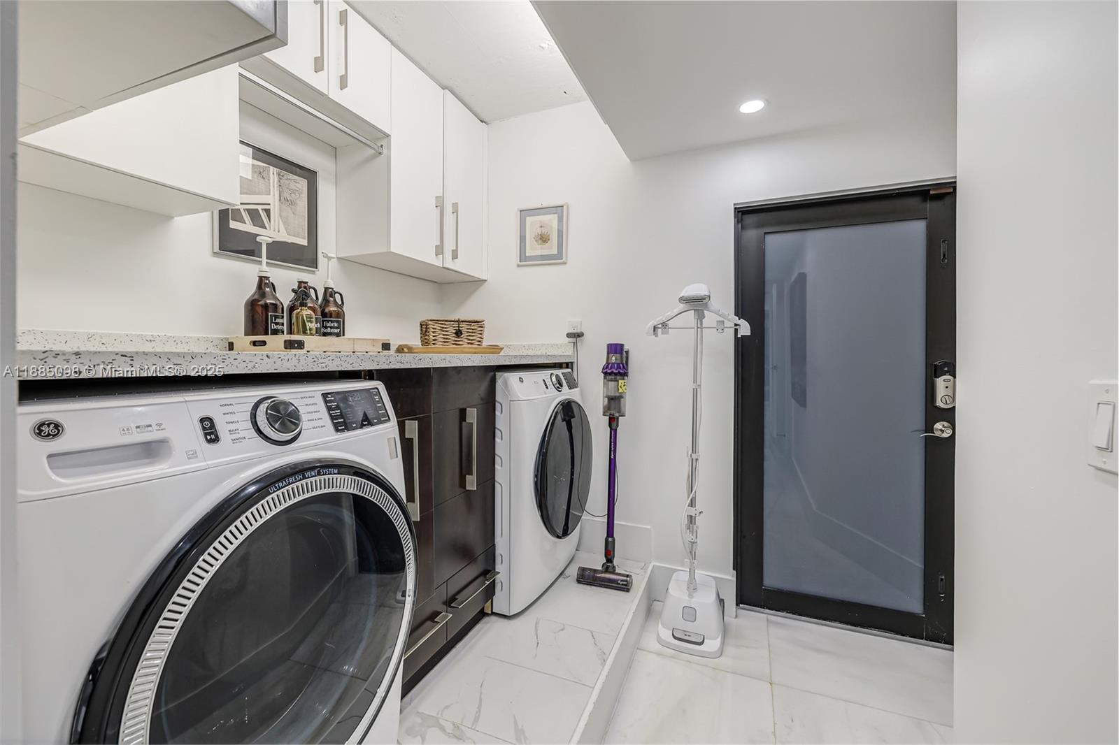 TORRES TOWER - Residential