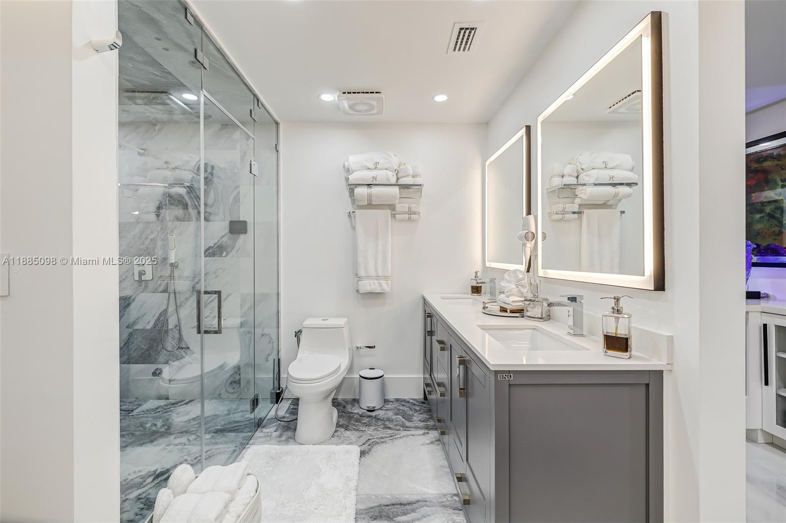 TORRES TOWER - Residential