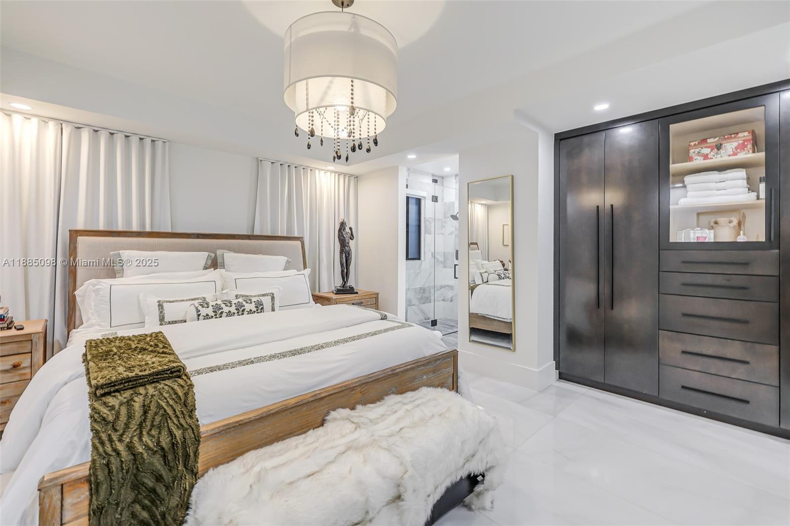 TORRES TOWER - Residential