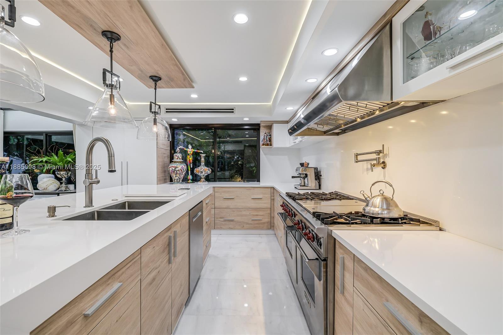 TORRES TOWER - Residential