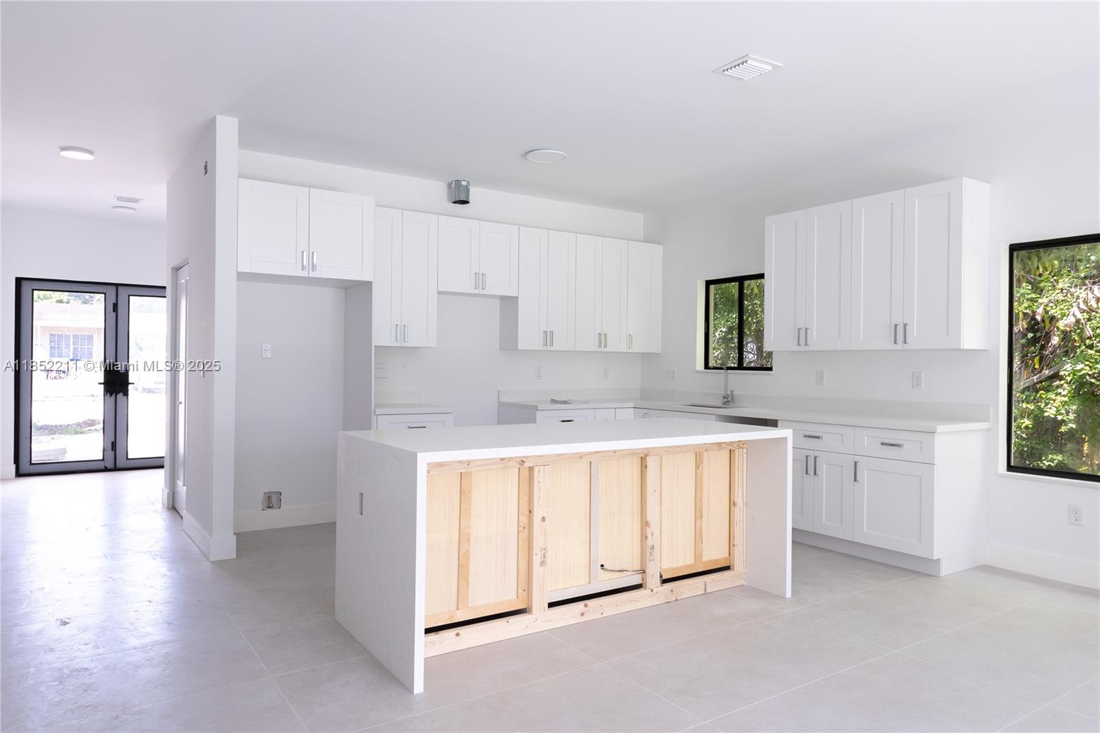 775 NW 47th St