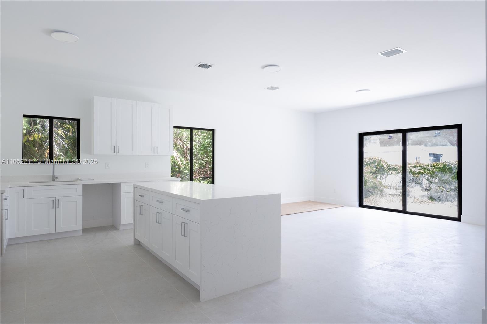 775 NW 47th St