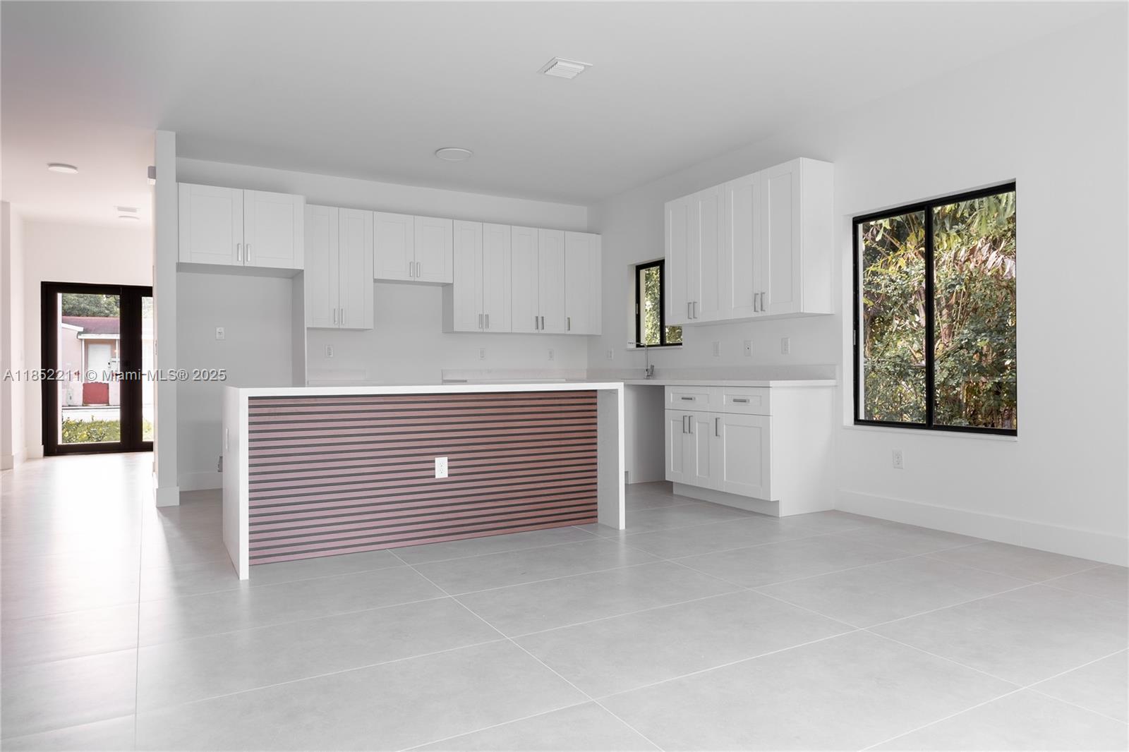 775 NW 47th St