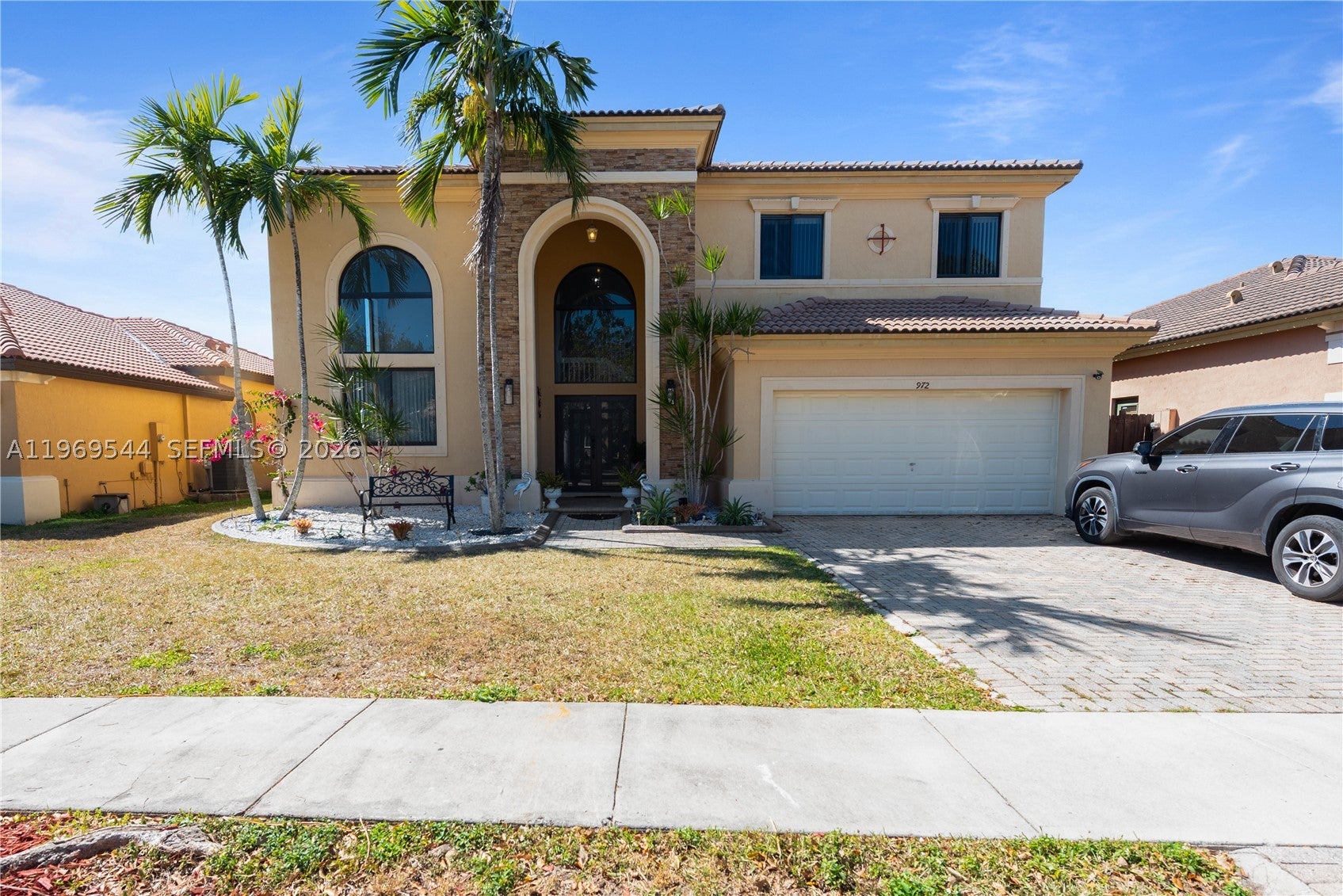 972 NE 36th Ave