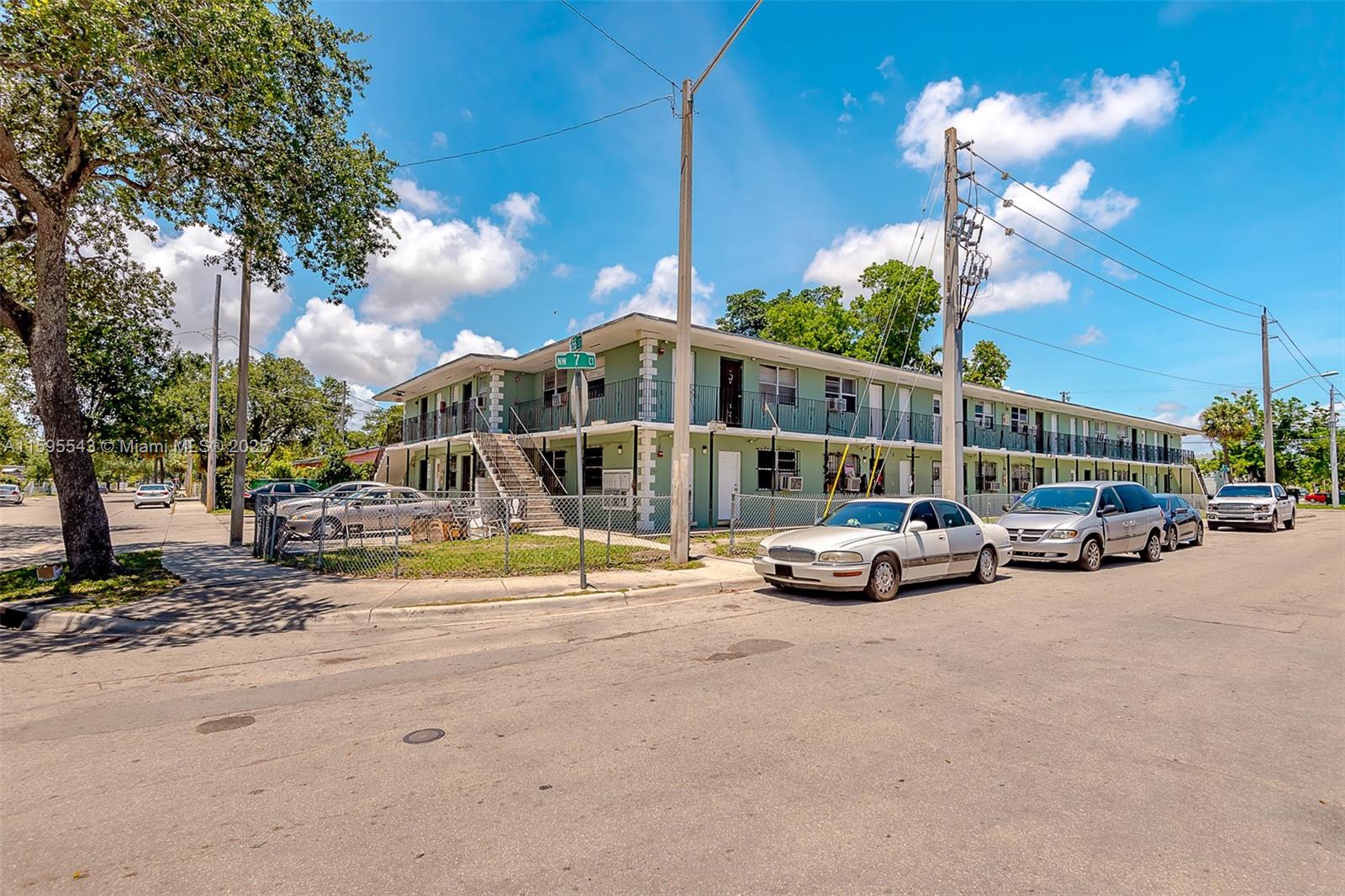 PINE HIGHLANDS - Residential Lease