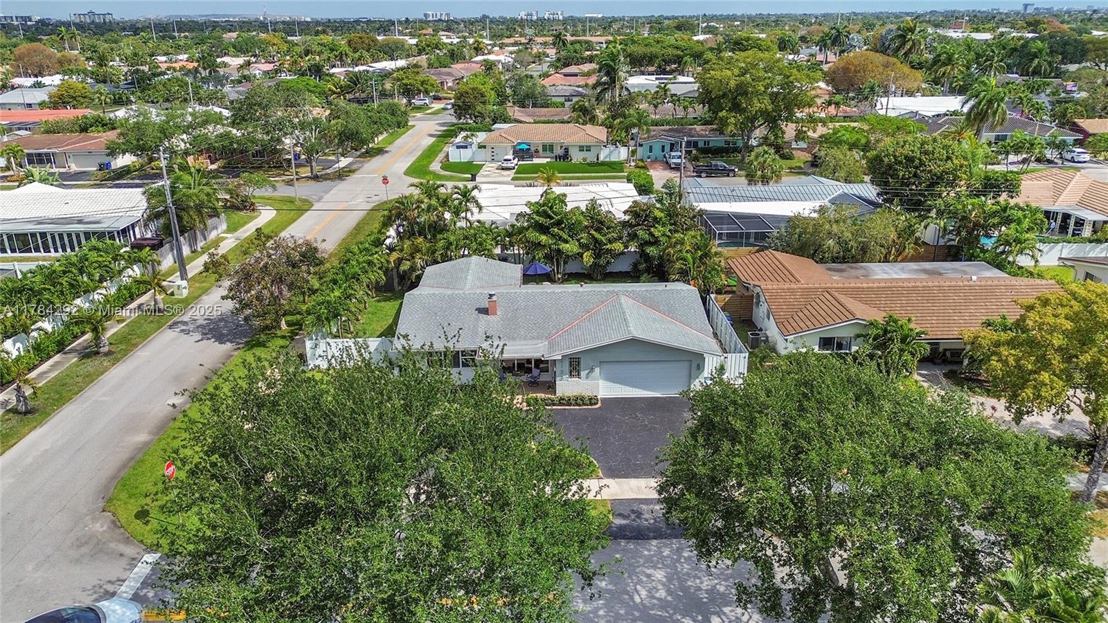 IMPERIAL POINT 2 SEC - Residential