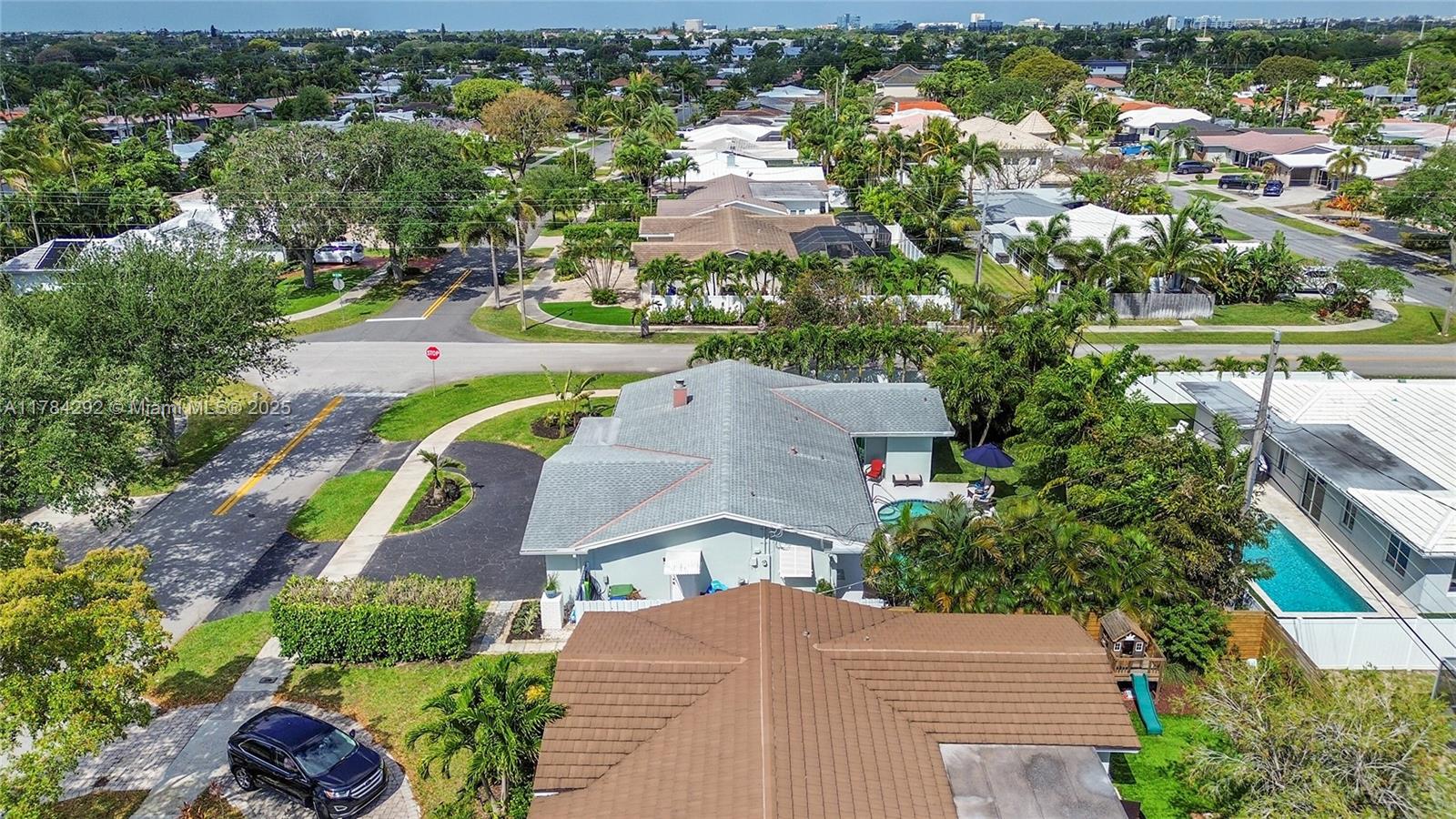 IMPERIAL POINT 2 SEC - Residential