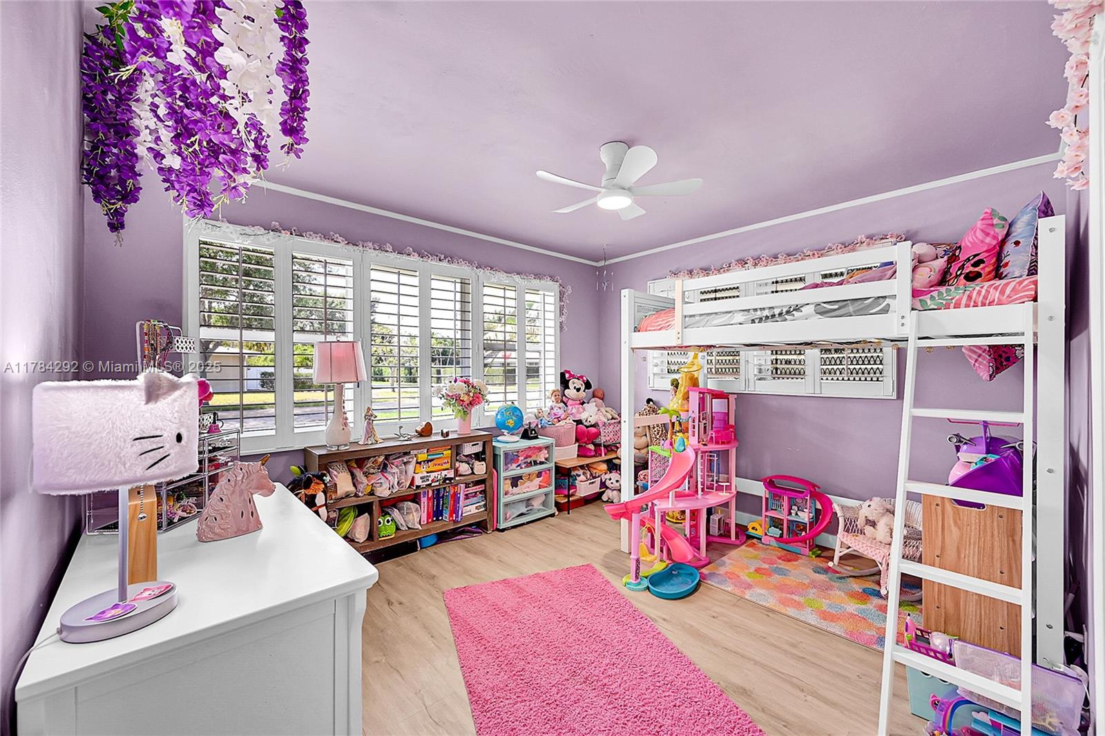 IMPERIAL POINT 2 SEC - Residential