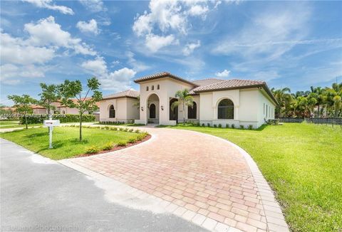 Single Family Residence in Miami FL 13555 106th Ave Ave.jpg