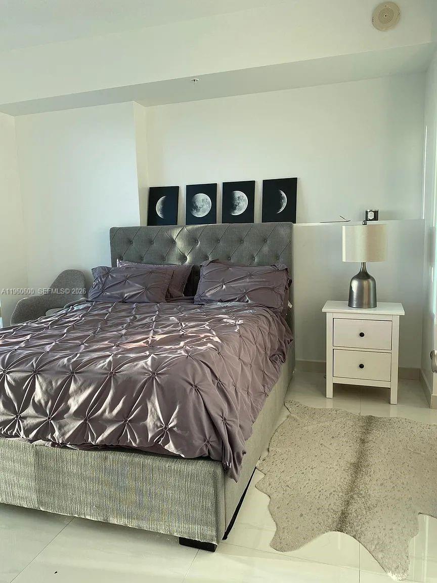 INFINITY AT BRICKELL COND - Residential