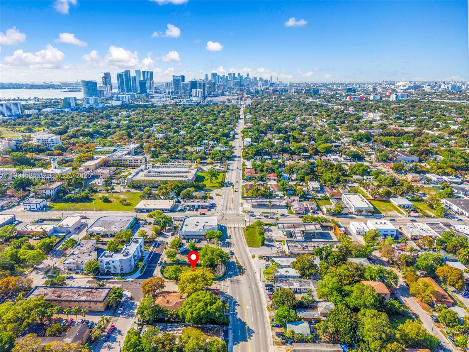 COMMERCIAL CENTER - Land