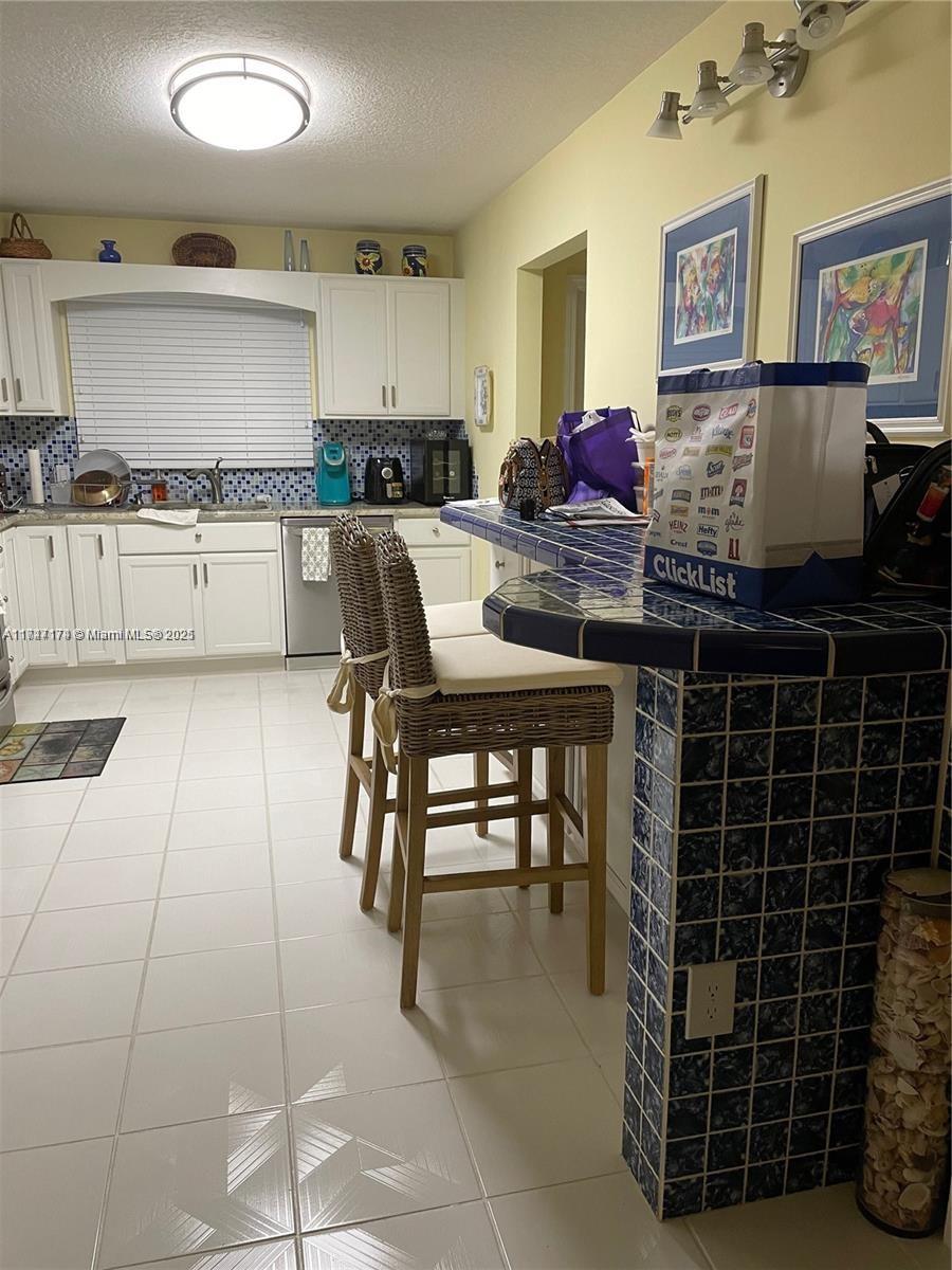 LAKEWOOD AT PALM BEACH CO - Residential