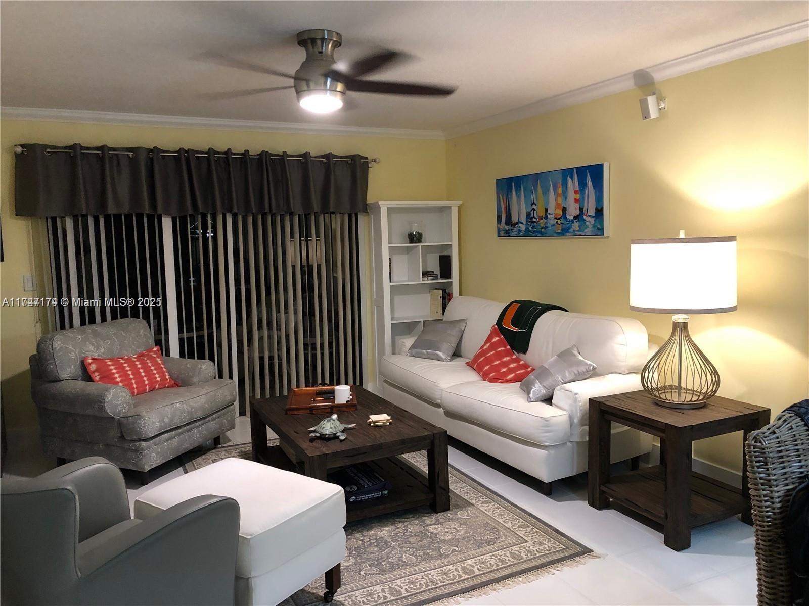 LAKEWOOD AT PALM BEACH CO - Residential