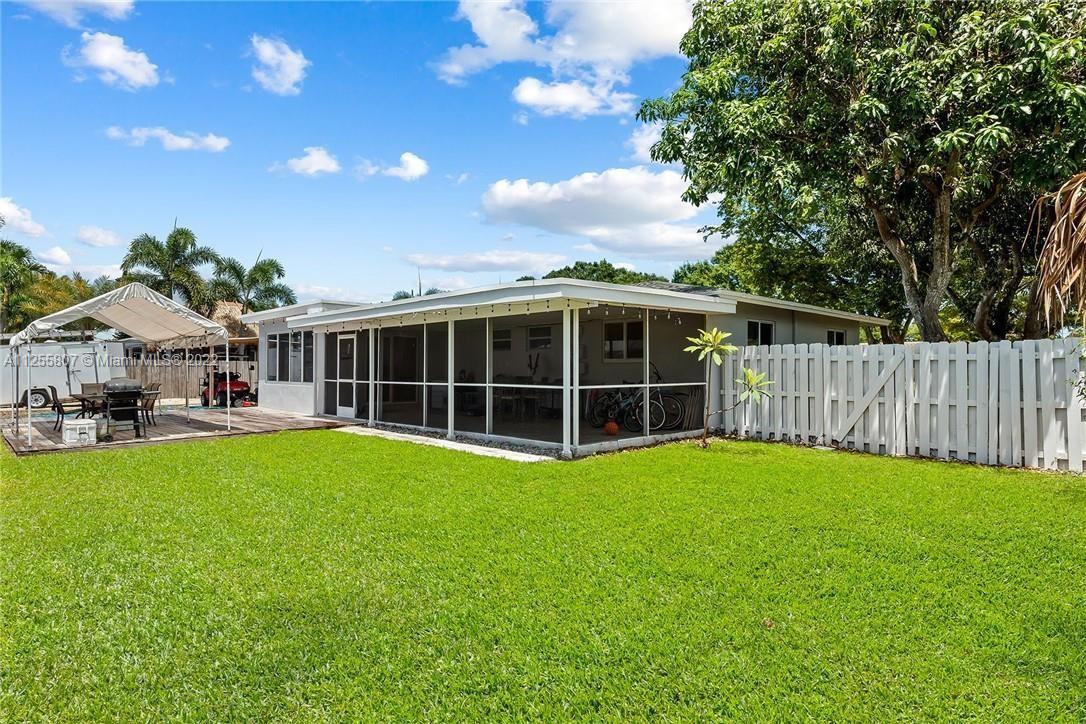 PLANTATION PARK FIFTH ADD - Residential Lease