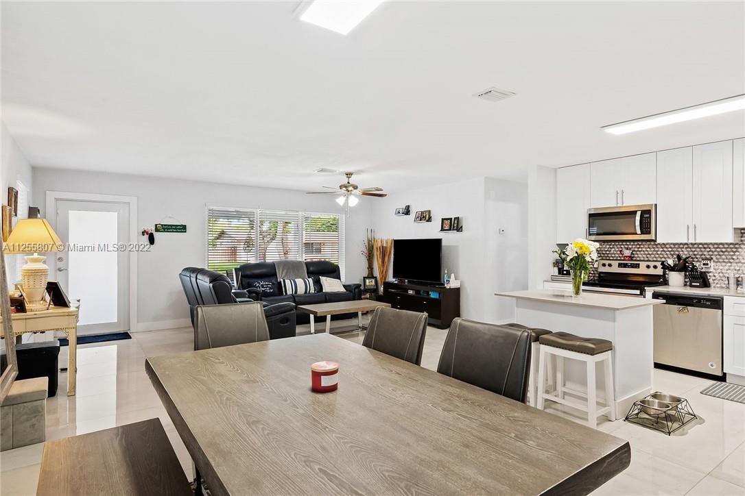 PLANTATION PARK FIFTH ADD - Residential Lease