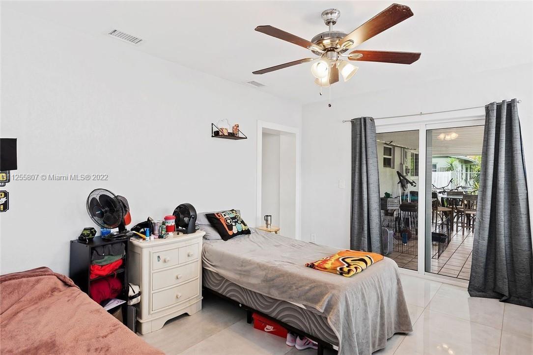 PLANTATION PARK FIFTH ADD - Residential Lease