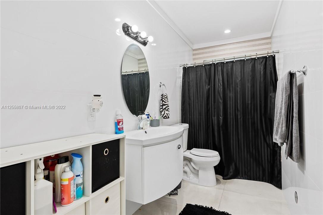 PLANTATION PARK FIFTH ADD - Residential Lease