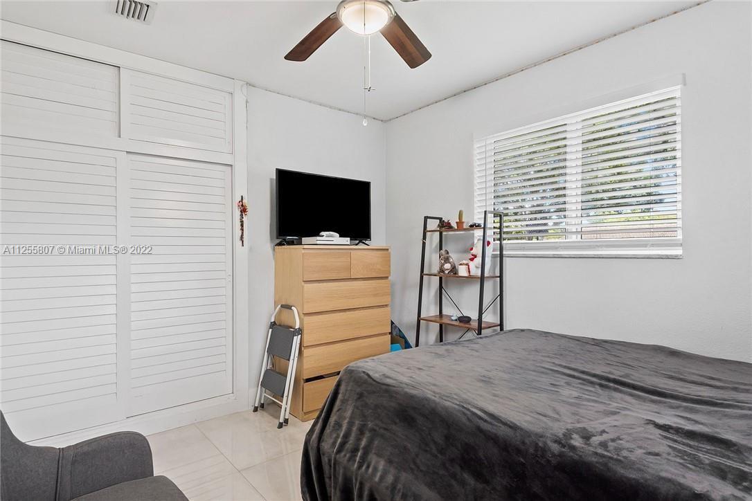 PLANTATION PARK FIFTH ADD - Residential Lease