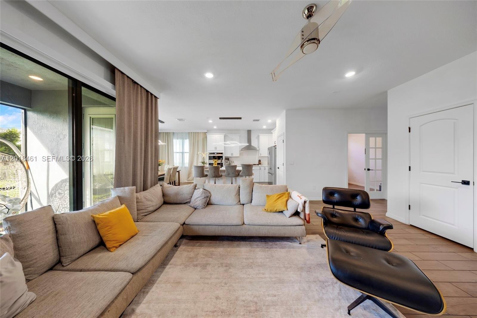 OAK TREE PROPERTY REDEVEL - Residential
